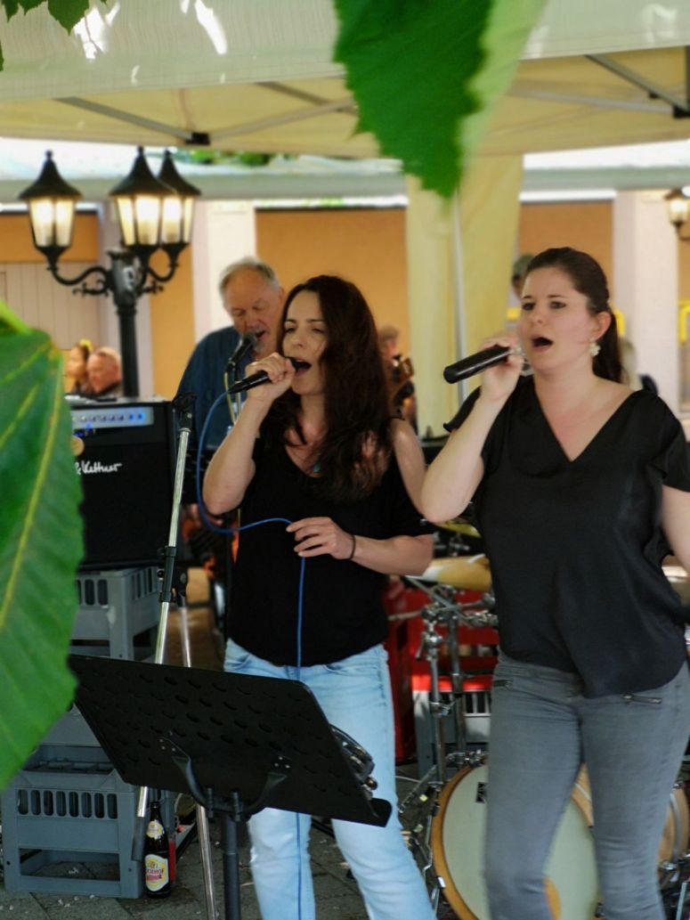 9f079475-dcf3-464b-8c6a-f49257b3fa6a